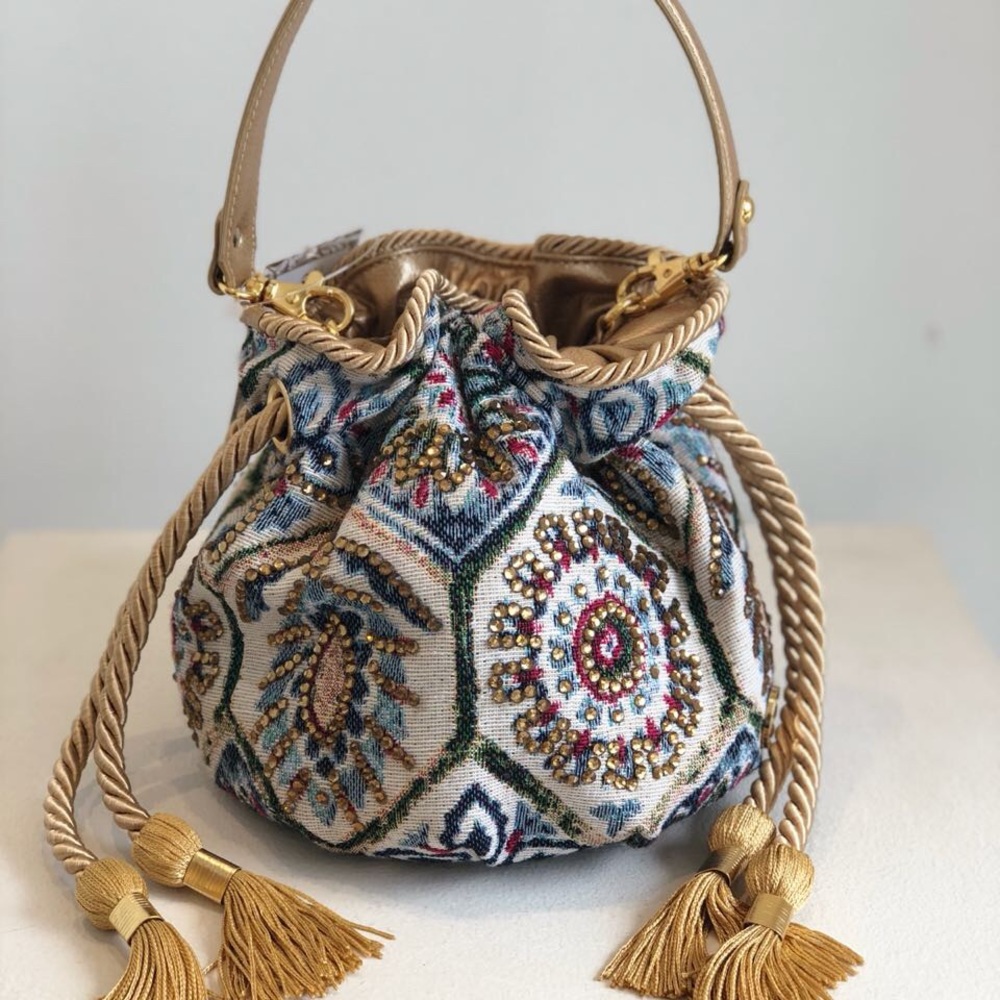 Purse ! - Picture 3 of 6